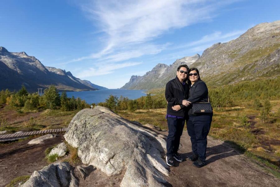 Tromsø: Arctic Fjords Tour to Kvaløya with Panoramic Lunch - The warm Arctic lunch by the sea: soup, hot drinks, and cookies
