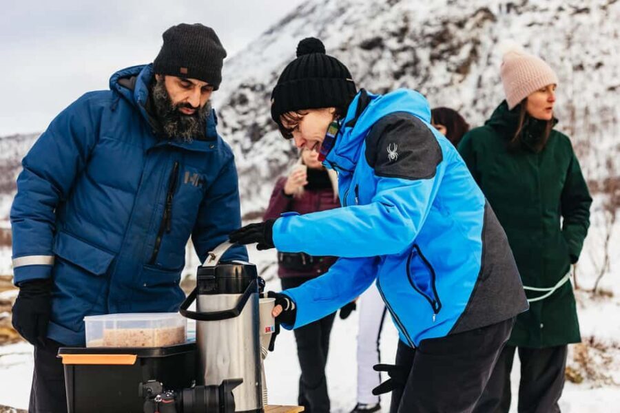 Tromsø: Arctic Landscape and Fjord Tour with Snacks - Karigambukta Picnic and Local Snacks: The Warm Finish Before Heading Back