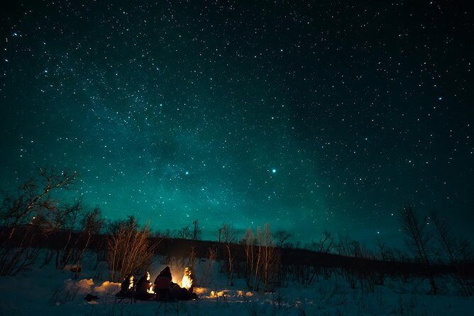 Tromso Aurora Hunt with Bonfire, Soup, Winter Gear & Transfers - How the Guide Chooses Where to Hunt (and Why Finland May Enter the Plan)