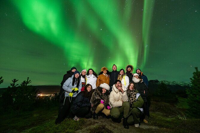 Tromsø: Aurora Magic Northern Lights Tour with Photos - The warm-up part: hot drinks, cookies, and staying functional