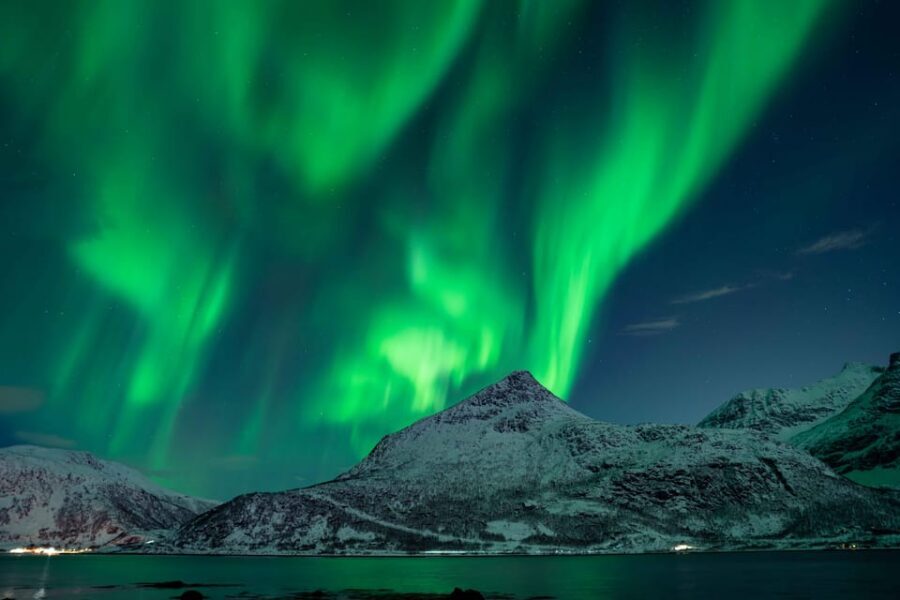 Tromsø: Aurora Tour with Photos, Campfire and Arctic Food - Chasing the Clear Sky: Why They Leave Tromsø Lighting Behind