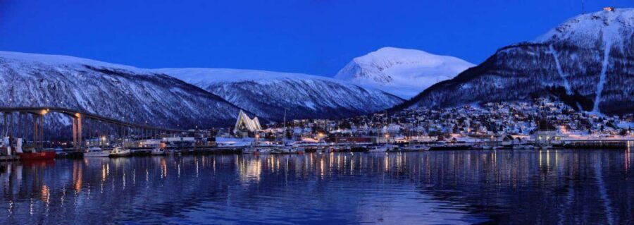Tromsø: Classic arctic fjord cruise with lite lunch - Route toward Balsfjorden and Lyngen: what to expect from the views