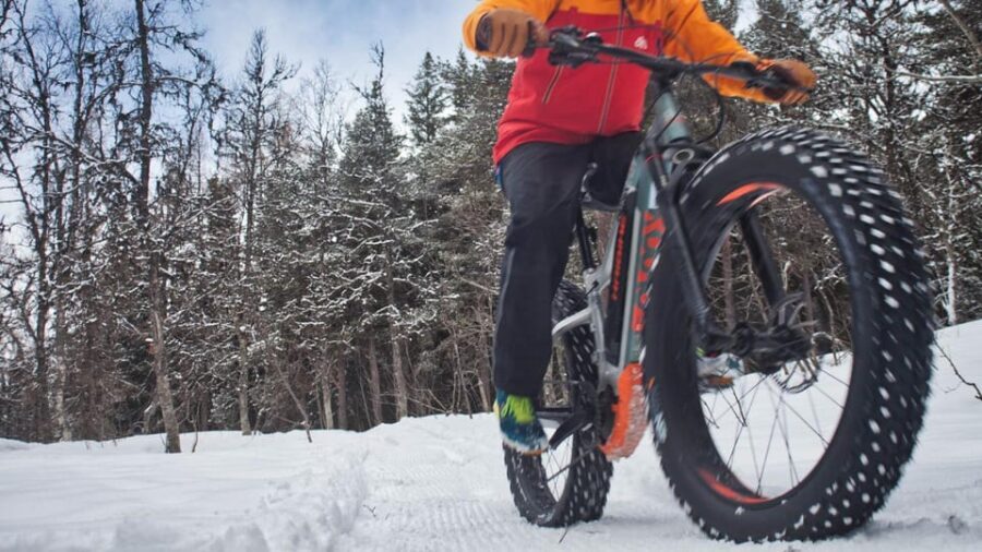 Tromsø: Electric fatbike trip on winter paths - The 3-hour route: city streets, then winter trails and big sky