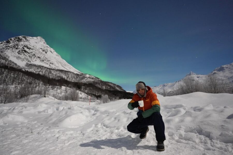 Tromsø: English/Spanish Aurora Pathfinder Tour with Photos - Photos with a professional Sony camera: what you gain besides memories