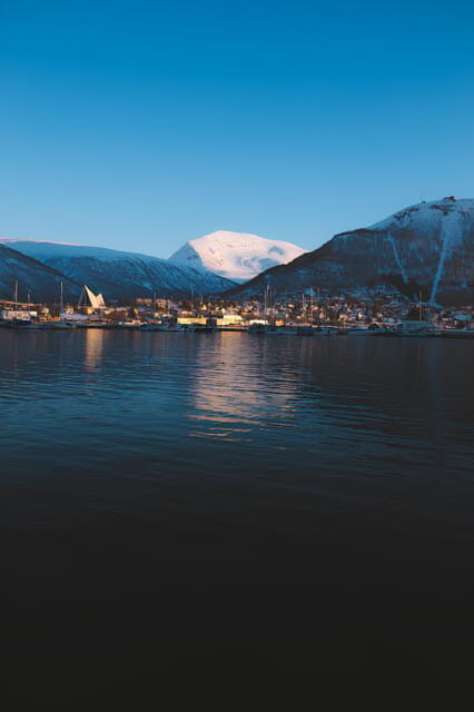 Tromso: Express Walk with a Local in 60 minutes - Key highlights you’ll feel fast