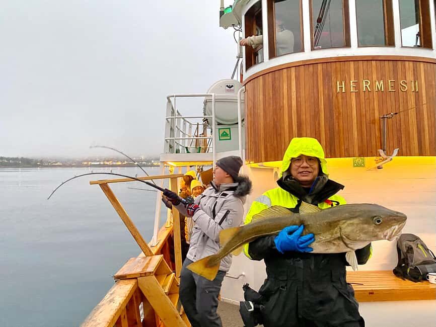 Tromsø: Fishing & Fjord Cruise - Inside Hermes II: comfort, toilets, and the crew’s rhythm