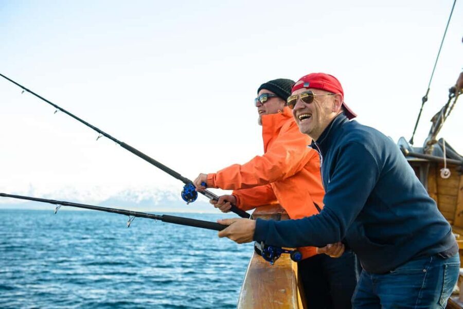 Tromsø: Fishing & Fjord Cruise - Fjord time and wildlife moments: more than just a scenic cruise