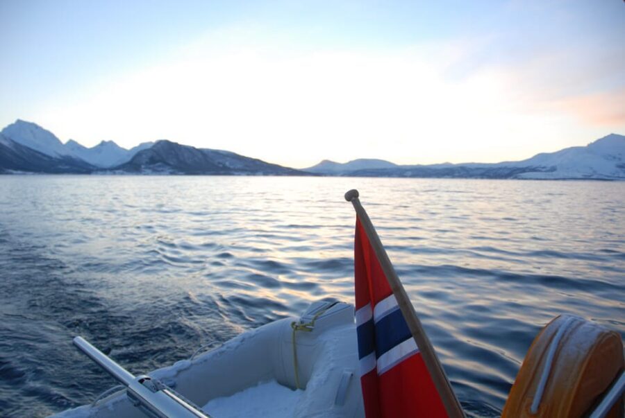 Tromsø: Fjord and Islands Luxury Catamaran Cruise - Meeting point and practical prep: do this and you’ll be fine