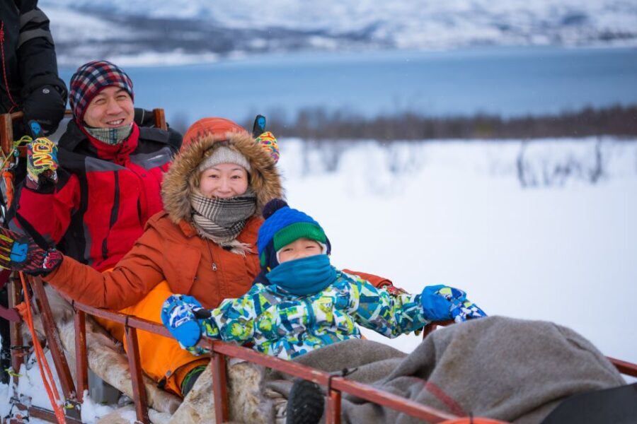 Tromsø: Guided Husky Sledding with Traditional Lunch - What the guided husky experience really gives you