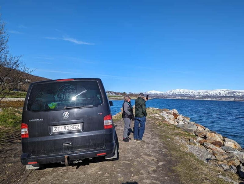Tromsø: Island Tour with Tromsø Accessible Tours - Prestvannet Lake: a one-minute orientation moment