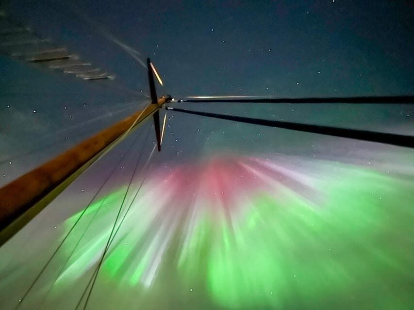 Tromso: Luxury Northern Lights Cruise with Hot Tub & Dinner - The hot tub experience: warmth, timing, and what to expect