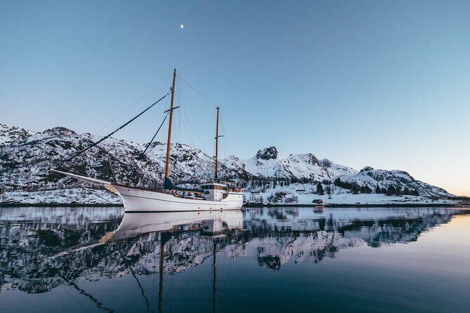 Tromso Luxury Sailing Yacht Polar Fjord Cruise with Lunch - Captain Kenneth and Sachi: how the human touch improves the trip