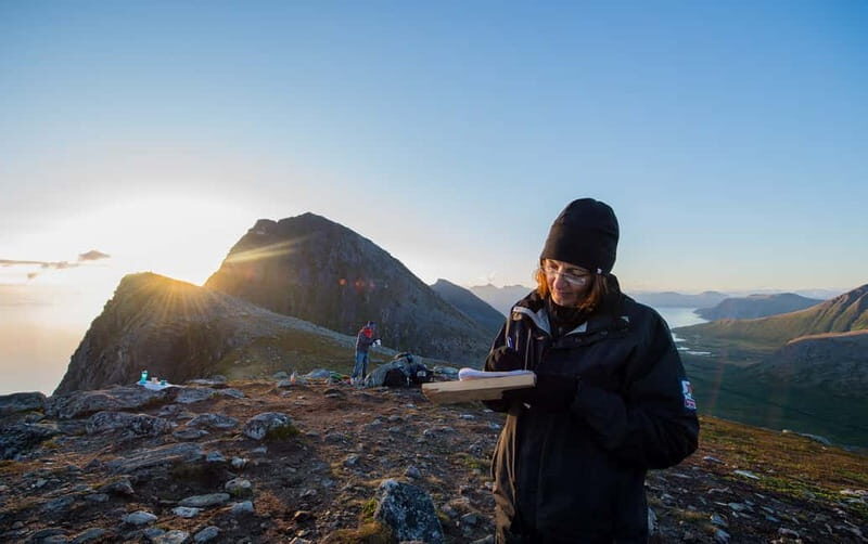 Tromsø: Midnight Sun Hike in the wilderness - Food, Pace, and the Little Comfort Wins