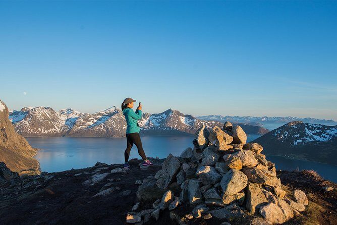 Tromsø: Midnight Sun Hike with Wandering Owl - What to Wear: Layers, Water-Resistant Stuff, and Boots