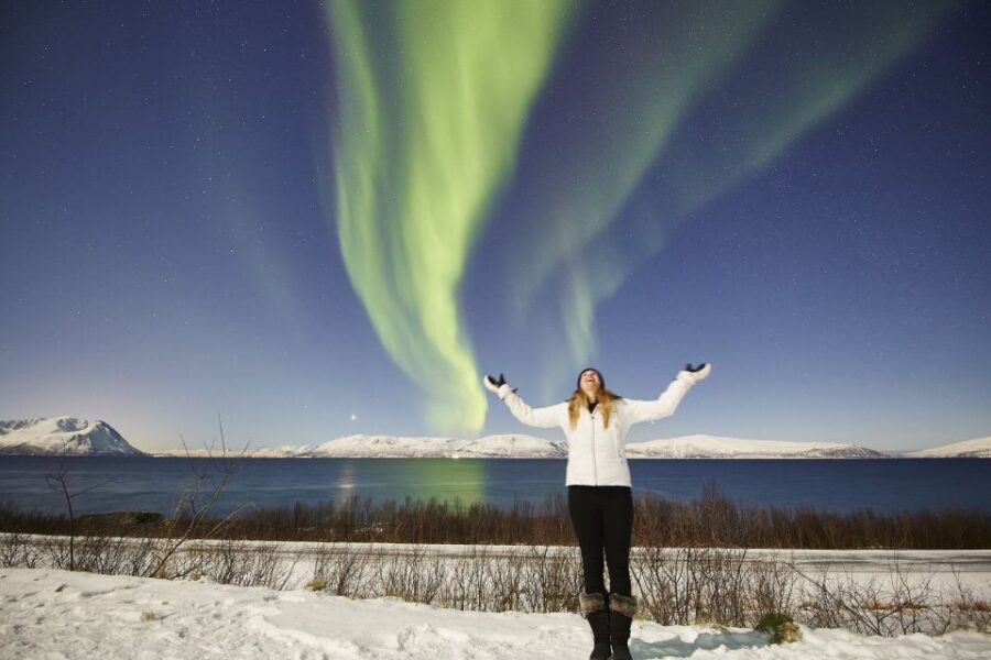 Tromso: Minivan Aurora Excursion with Pictures & Warm Suits - FAQ