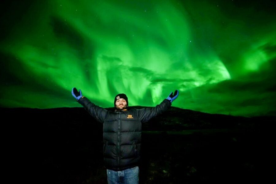 Tromsø: Northern Lights Chase with Photos and Bodysuits - Kilpisjärvi and the first cold-weather stretch: quick stops, useful resets
