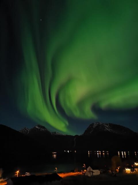 Tromsø: Northern Lights Hunt. Local Guide and Basecamp. - Price and Value: What $199 Really Buys
