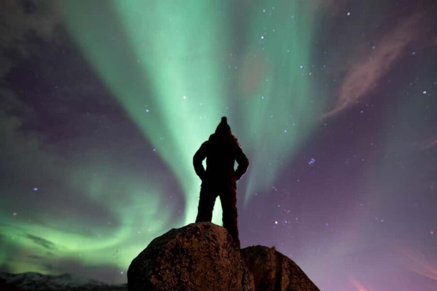 Tromsø: Northern Lights Hunt with a Professional Photographer in Italian - Why This Aurora Hunt From Tromsø Feels Different