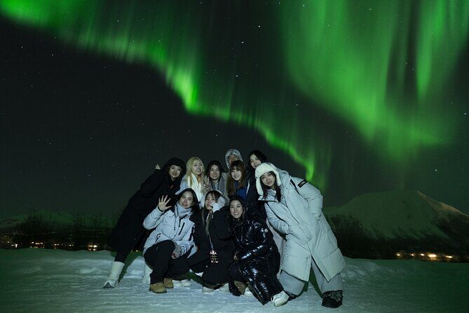 Tromsø: Northern Lights Minibus Tour with Expert Guides - The minibus “chase” plan: how guides improve your odds