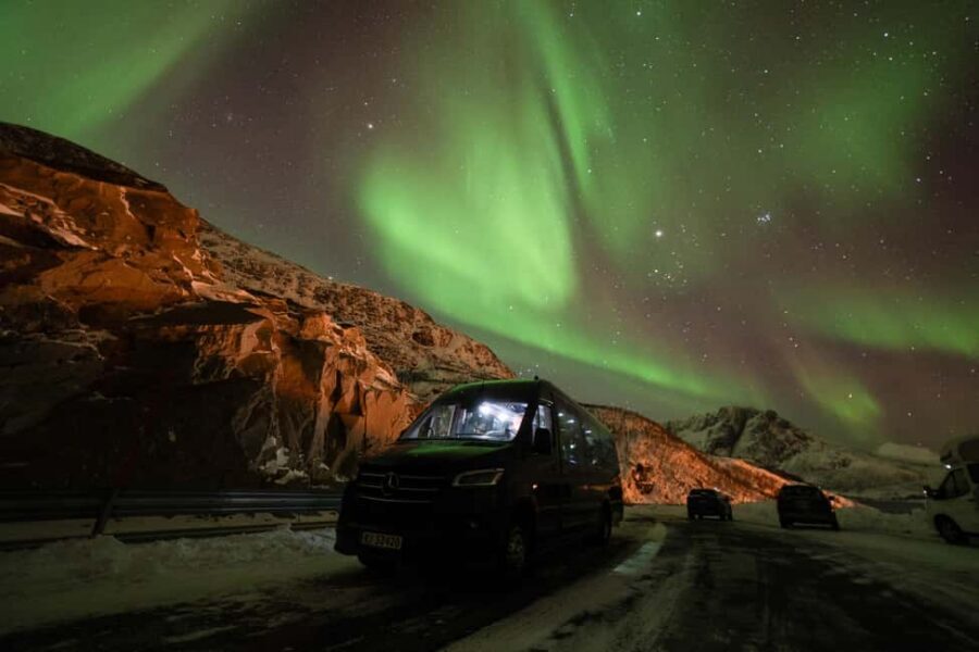 Tromsø: Northern Lights Minibus Tour with Local Experts - Key things I’d plan around