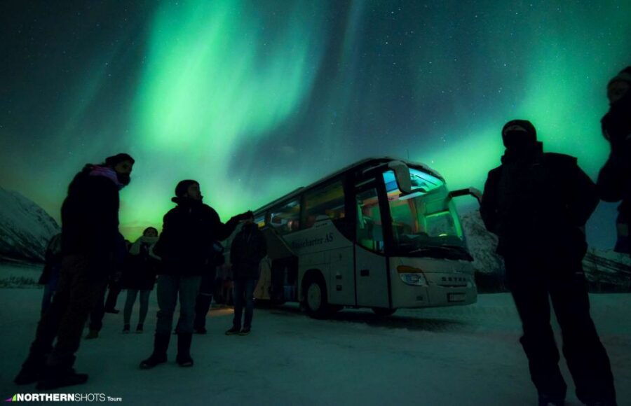 Tromsø: Northern Lights Photography Tour - The Aurora Hunt Route: Coastal Islands, Ringvassøya, and Sometimes Finland