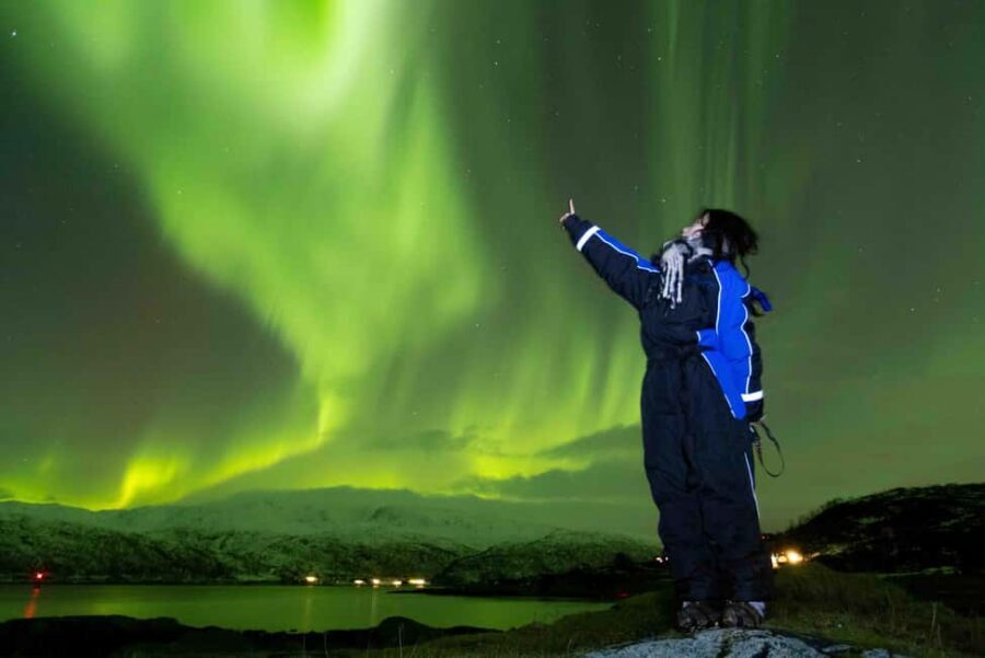 Tromsø: Northern Lights Tour with Dinner and Native Guide - Meeting at Vestregata 51: The “you’re in the right place” feeling