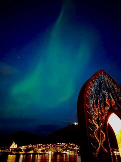 Tromsø: Northern Lights Tour with Photos & Snacks - Grønnegata 94 Pickup and the Route That Starts in Town