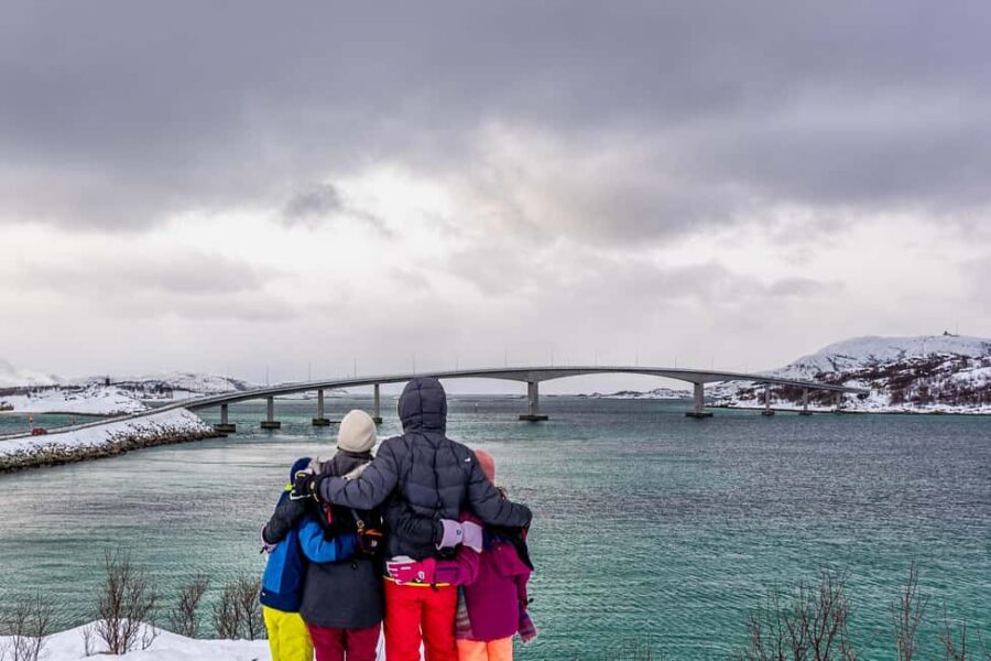 Tromsø: Senja Fjord Tour in Chinese/English Small-Group - What to bring: warm shoes, weather clothing, and mindset