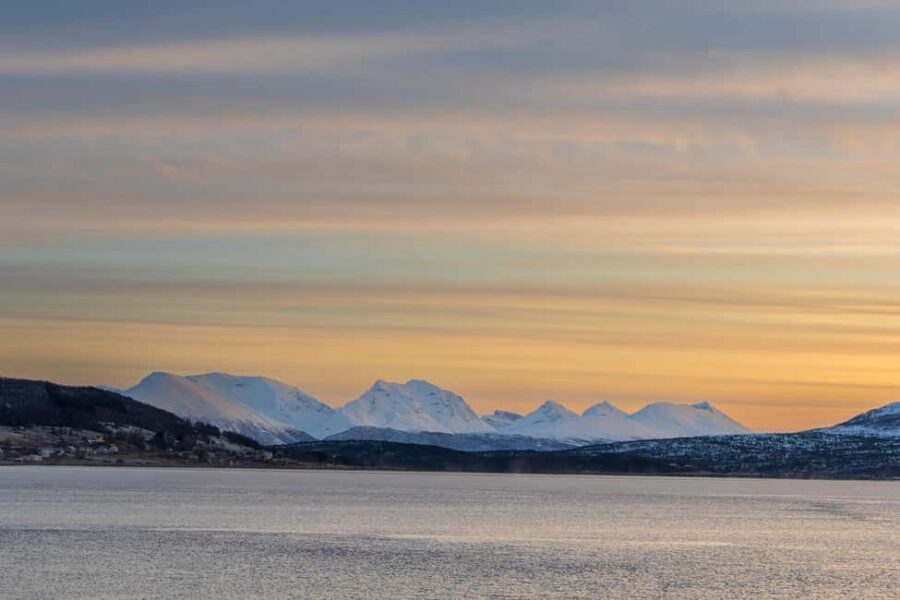 Tromsø: Senja Fjord Tour in Chinese/English Small-Group - Senja’s iconic viewpoints: Bergsbotn and Tungeneset plus more