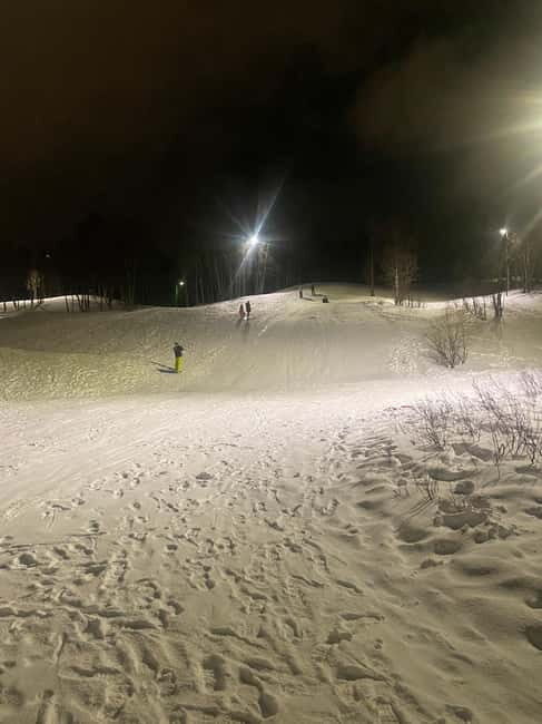 Tromsø: Sledding, Toboggan, Mini Skiing, Lasso & Arctic Fun - Sledding and mini skiing: fast runs with real guidance