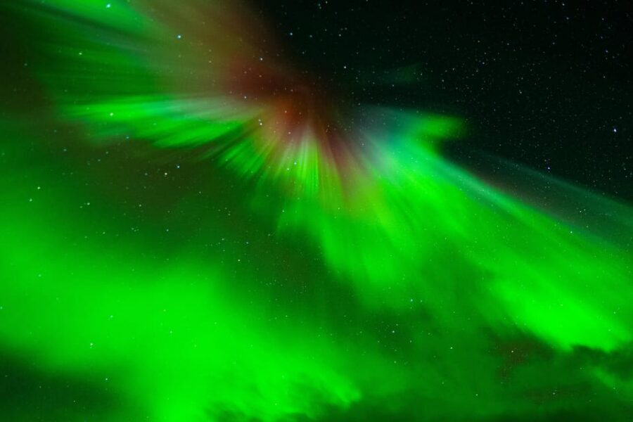Tromsø: Small-Group Adventurous Northern Lights Hunt - Photo Coaching + High-Res Results: More Than Just Pressing Shutter