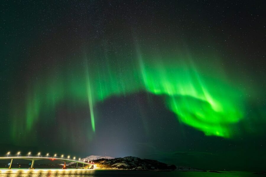 Tromsø: Small group Aurora Borealis - How the 7:00 PM start shapes your chances
