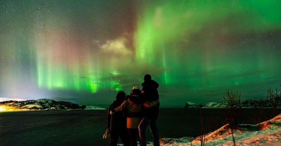 Tromsø: Small group Aurora Borealis - What each part of the night feels like