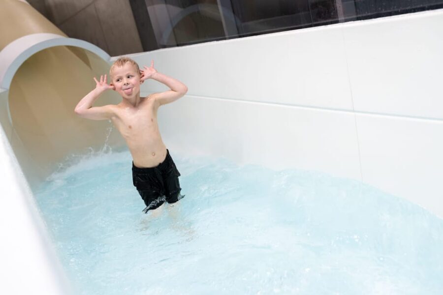 Tromsø: Spa/Pool with Bath, Sauna and Outdoor Heated Pool - Outdoor Heated Pool With Views: The Aurora-Chasing Moment