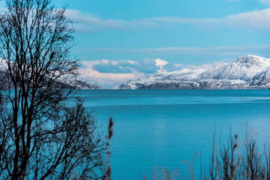 Tromso: Visit 5 Fjords in 4 hours - Meeting point and getting kitted up without fuss