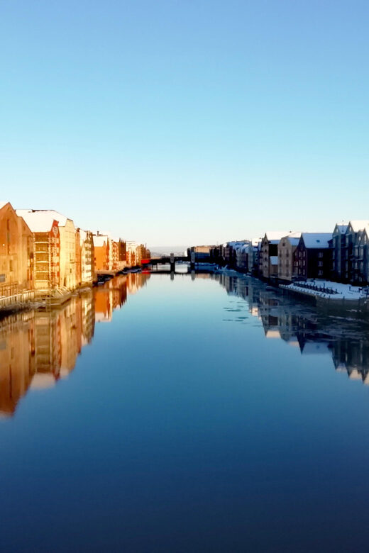Trondheim : Explore the city of kings with a local guide - Pacing, weather, and why footwear matters more than you think