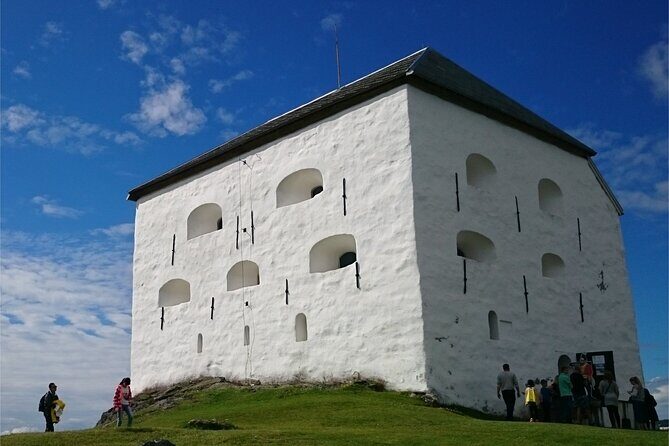 Trondheim's Regalia Self-Guided Tour of Norway's Historic Centre - Should You Book This Trondheim Audio Tour?