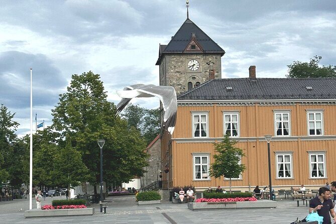 Trondheim's Regalia Self-Guided Tour of Norway's Historic Centre - Using the App Like an Audiobook (Offline, GPS, Transcript)