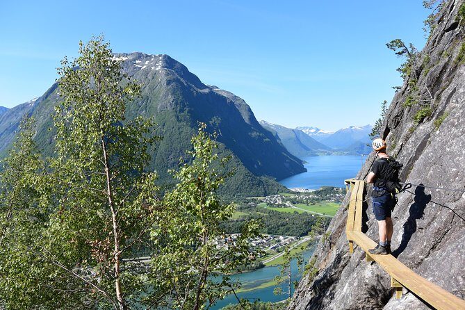 Via Ferrata Åndalsnes Intro Wall - Åndalsnes and the Via Ferrata Intro Wall setup