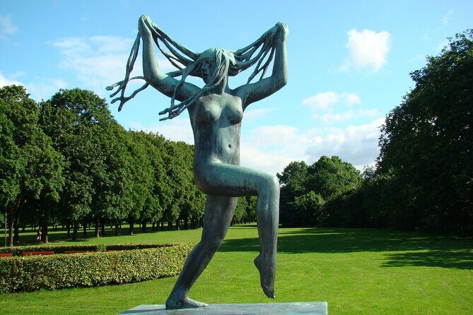 Visit the Instaworthy Spots of Oslo's Vigeland Park with a Local - Starting at Oslo City Museum: a useful warm-up before the sculptures