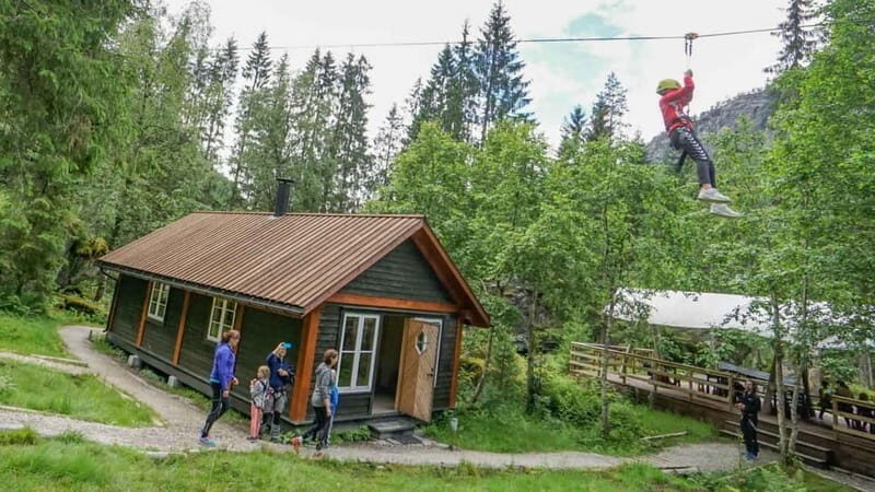 Voss High Rope & Zipline Park - What happens before you climb: briefing, harness, and your first move