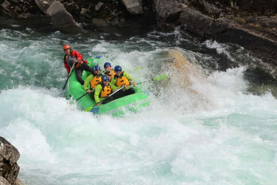 Voss: Thrilling Whitewater Rafting Guided Trip - Safety and guide style: you learn the commands before it counts