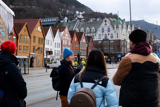 Walking Tour in Bergen of the Past and Present - Bergen Past and Present: fast orientation that actually helps