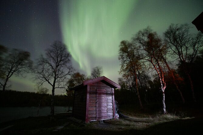 Watching The Aurora Dance - Where You Meet in Tromsø and How the Evening Flows