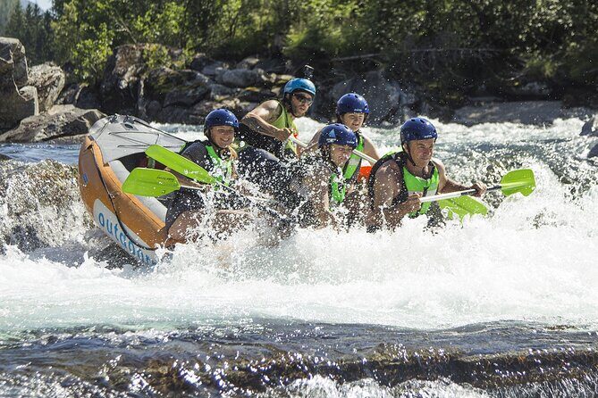 Whitewater Rafting Grade 3 to 4 - Raundal River Grade 3 to 4: what that means in real life