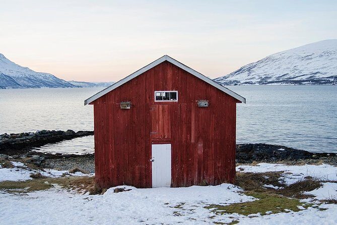 Winter Fjord Road Trip with Wandering Owl - Meeting in Town: Getting Started Without Hotel Pickup Hassles