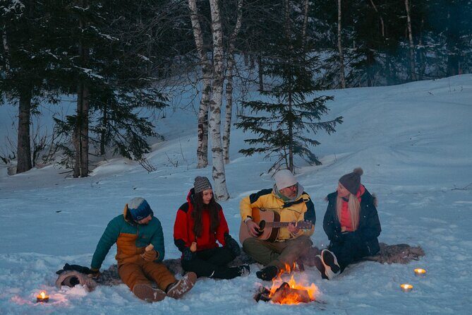Winter Forest Walk and Campfire by Torchlight in Oslo - What to wear for a torchlit forest night (the one missing item)